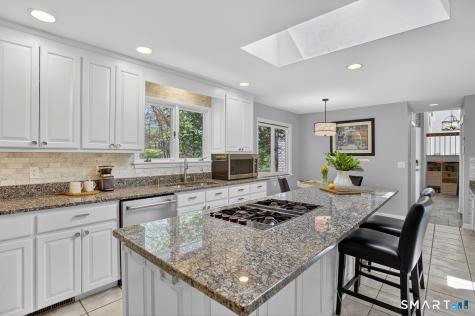 112 Calico Lane Fairfield CT 06824