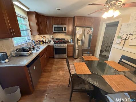 10 Skinner Drive Bloomfield CT 06002
