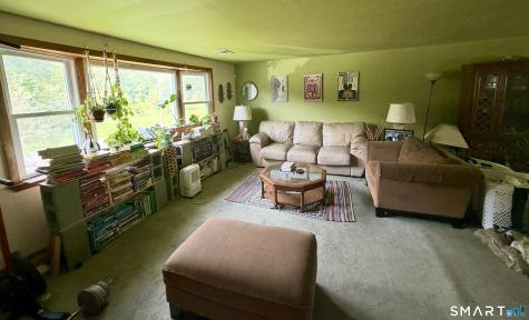 10 Skinner Drive Bloomfield CT 06002