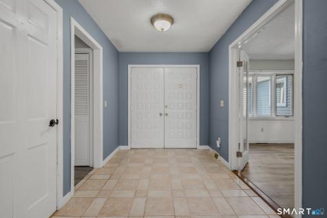 20 King James Drive East Lyme CT 06333