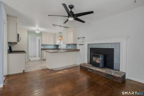 20 King James Drive East Lyme CT 06333