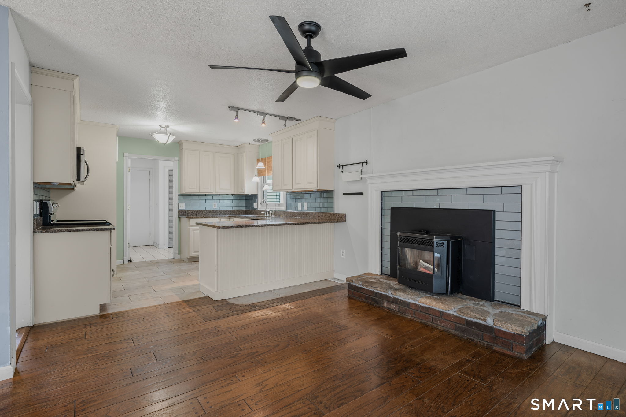 20 King James Drive East Lyme CT 06333