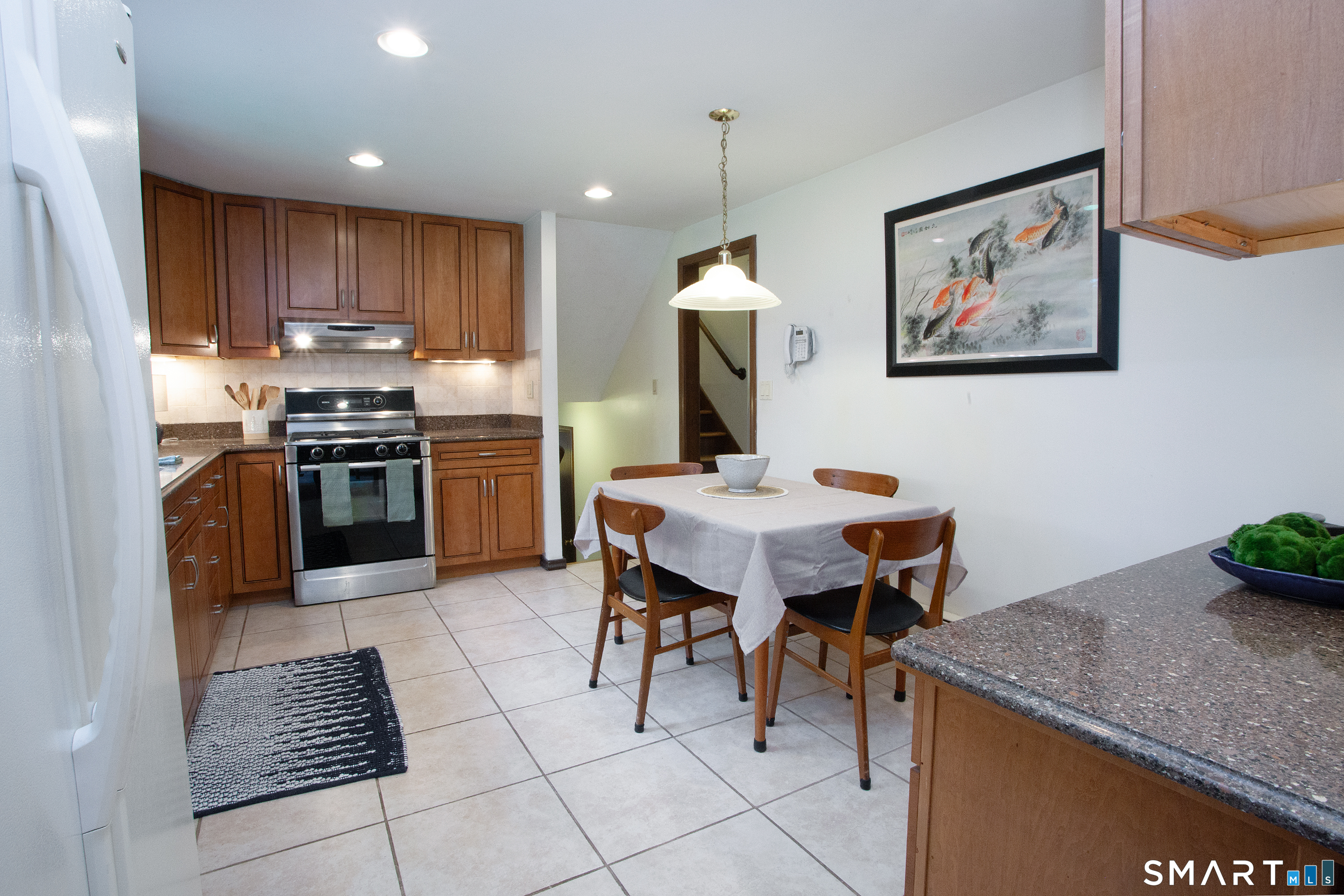 6 Kerr Farm Road Simsbury CT 06070