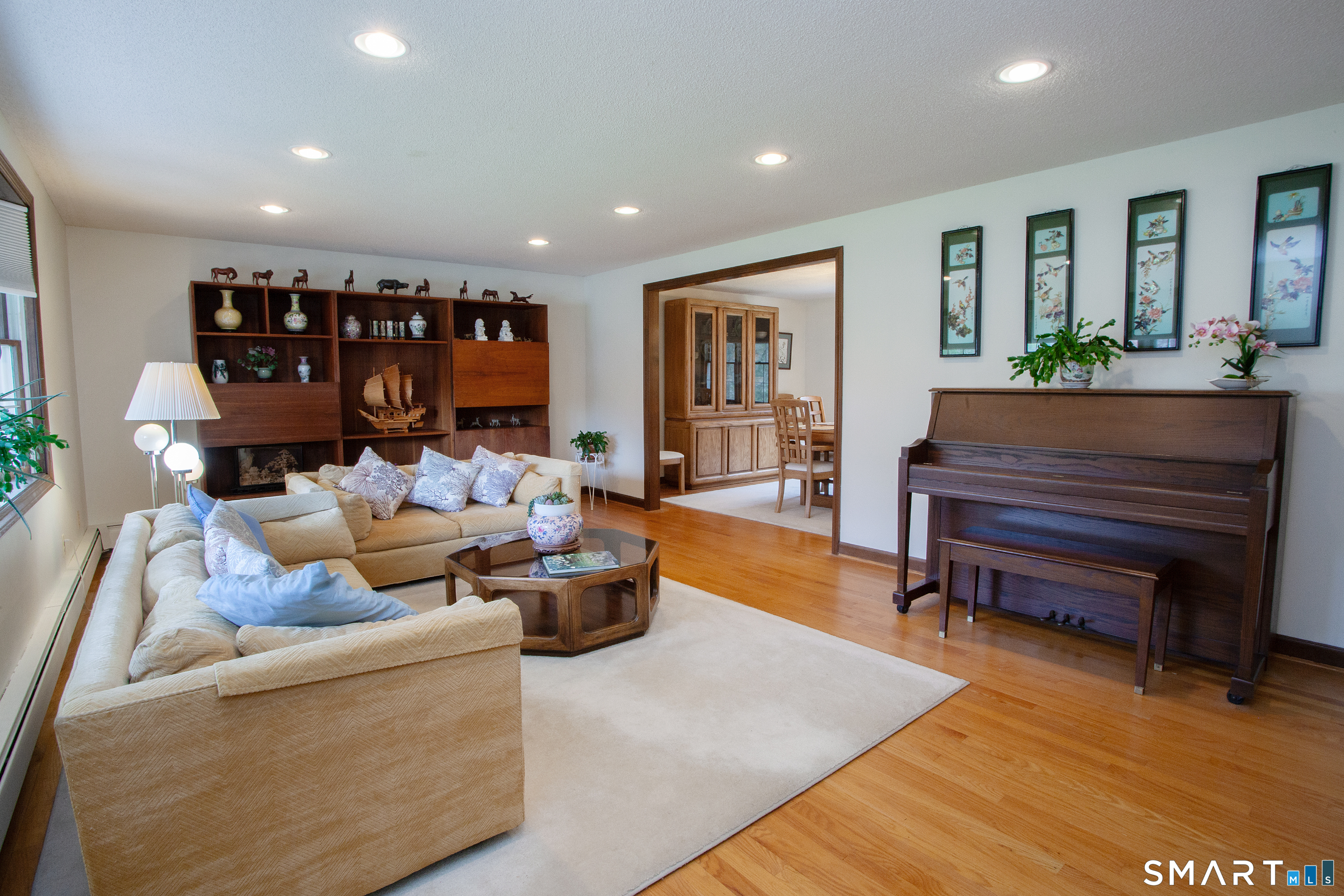 6 Kerr Farm Road Simsbury CT 06070