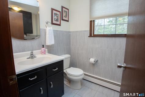 6 Kerr Farm Road Simsbury CT 06070