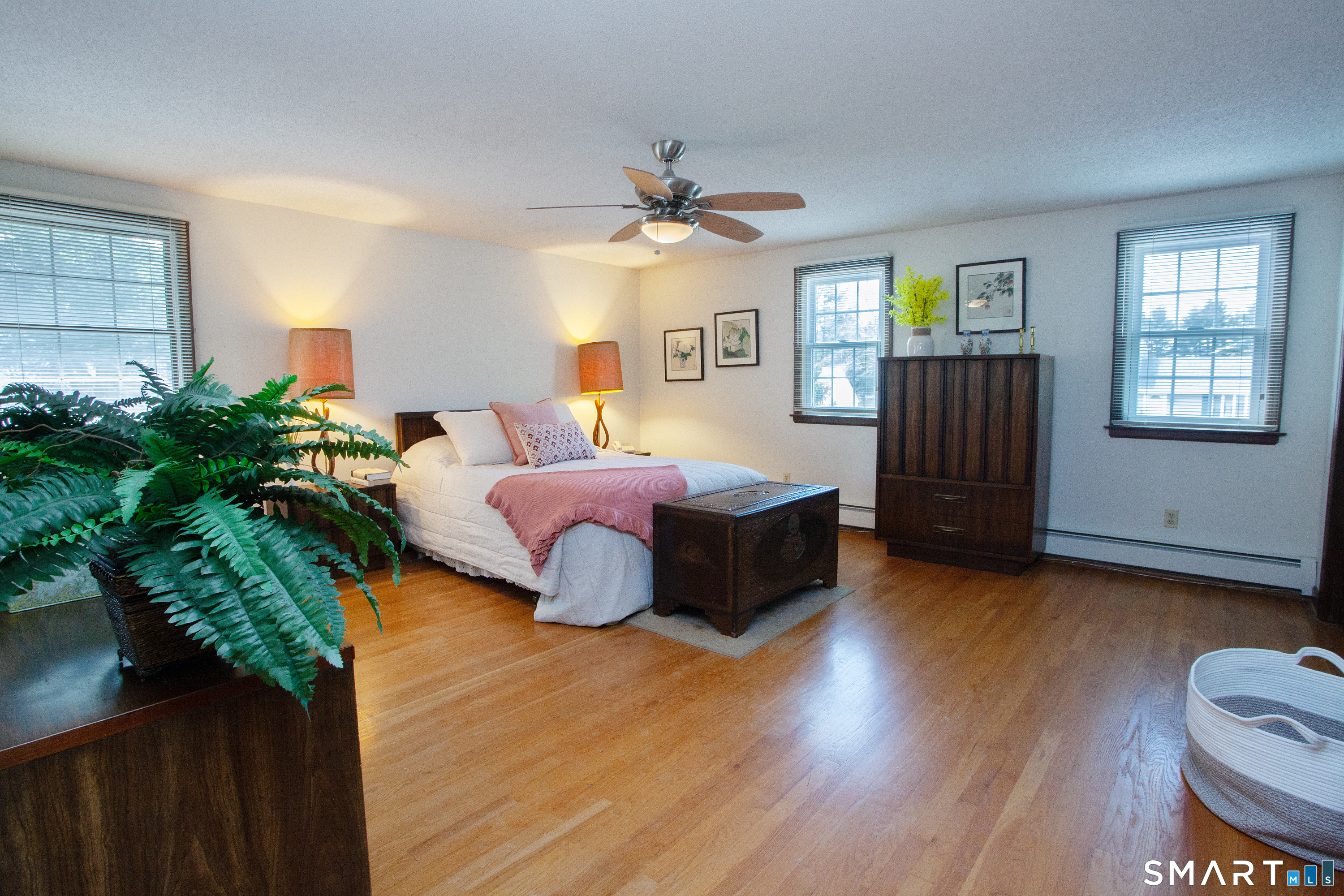 6 Kerr Farm Road Simsbury CT 06070