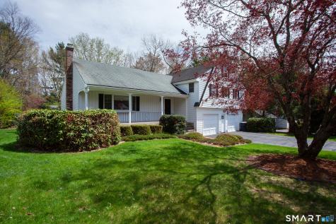 6 Kerr Farm Road Simsbury CT 06070