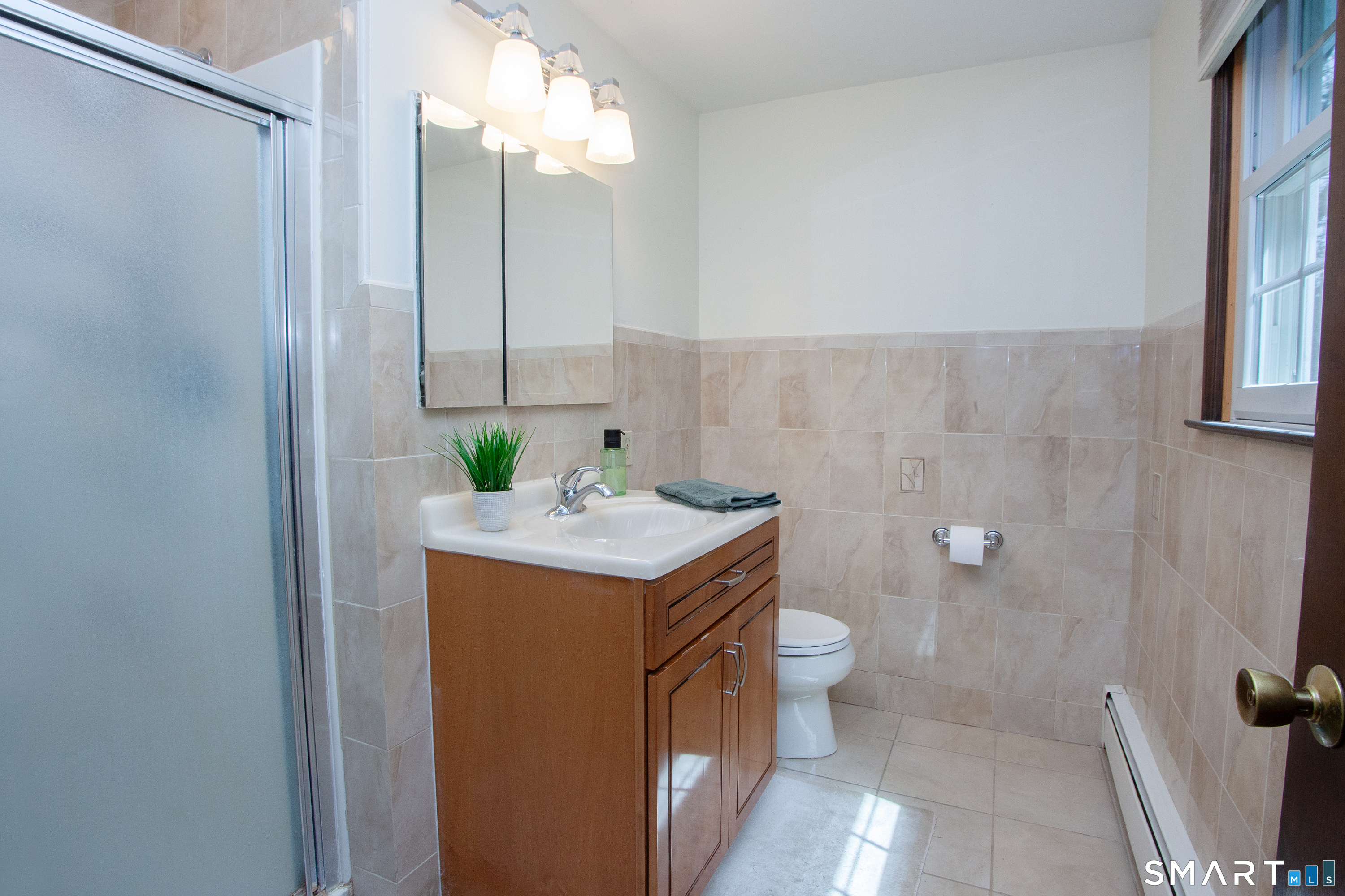 6 Kerr Farm Road Simsbury CT 06070
