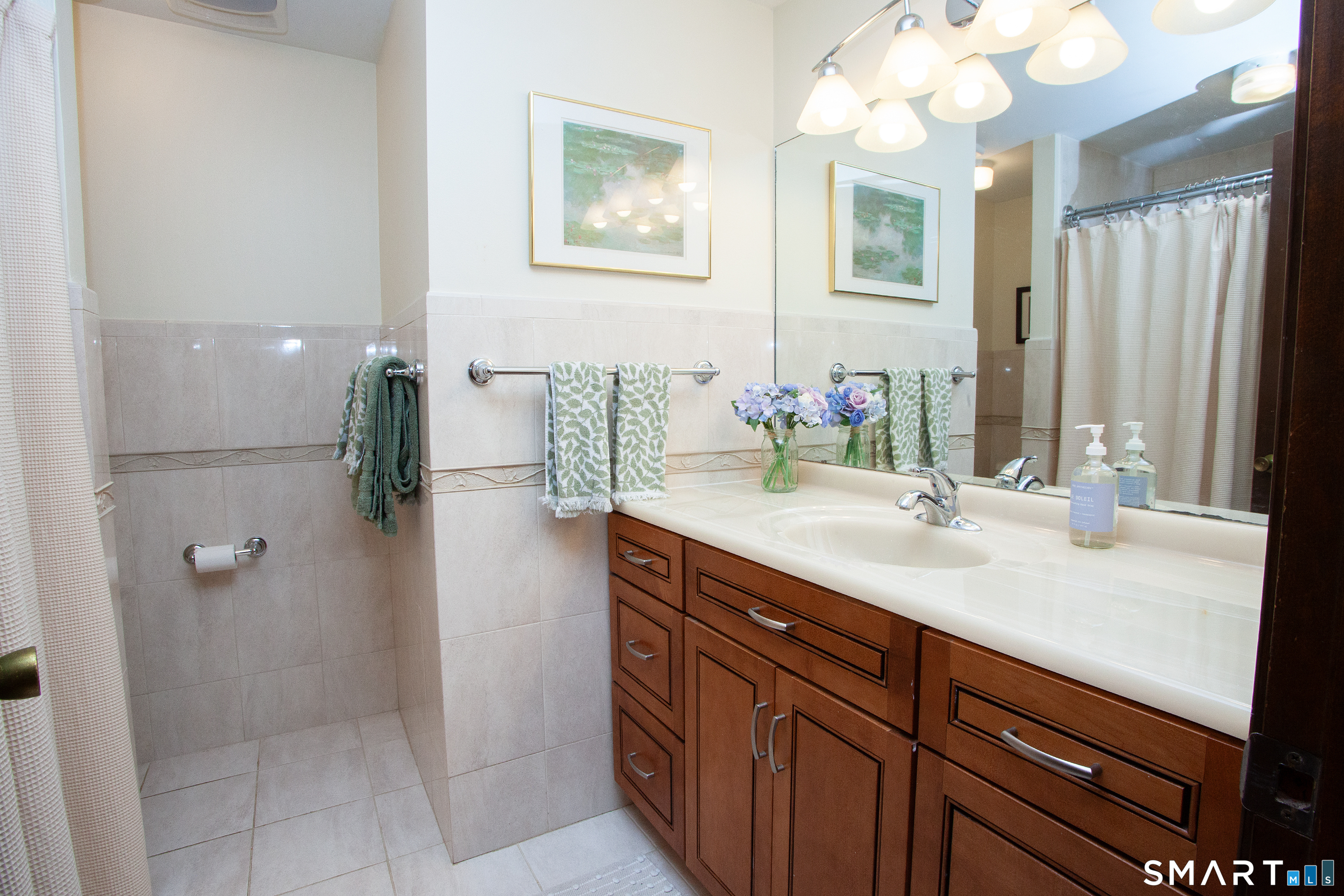6 Kerr Farm Road Simsbury CT 06070