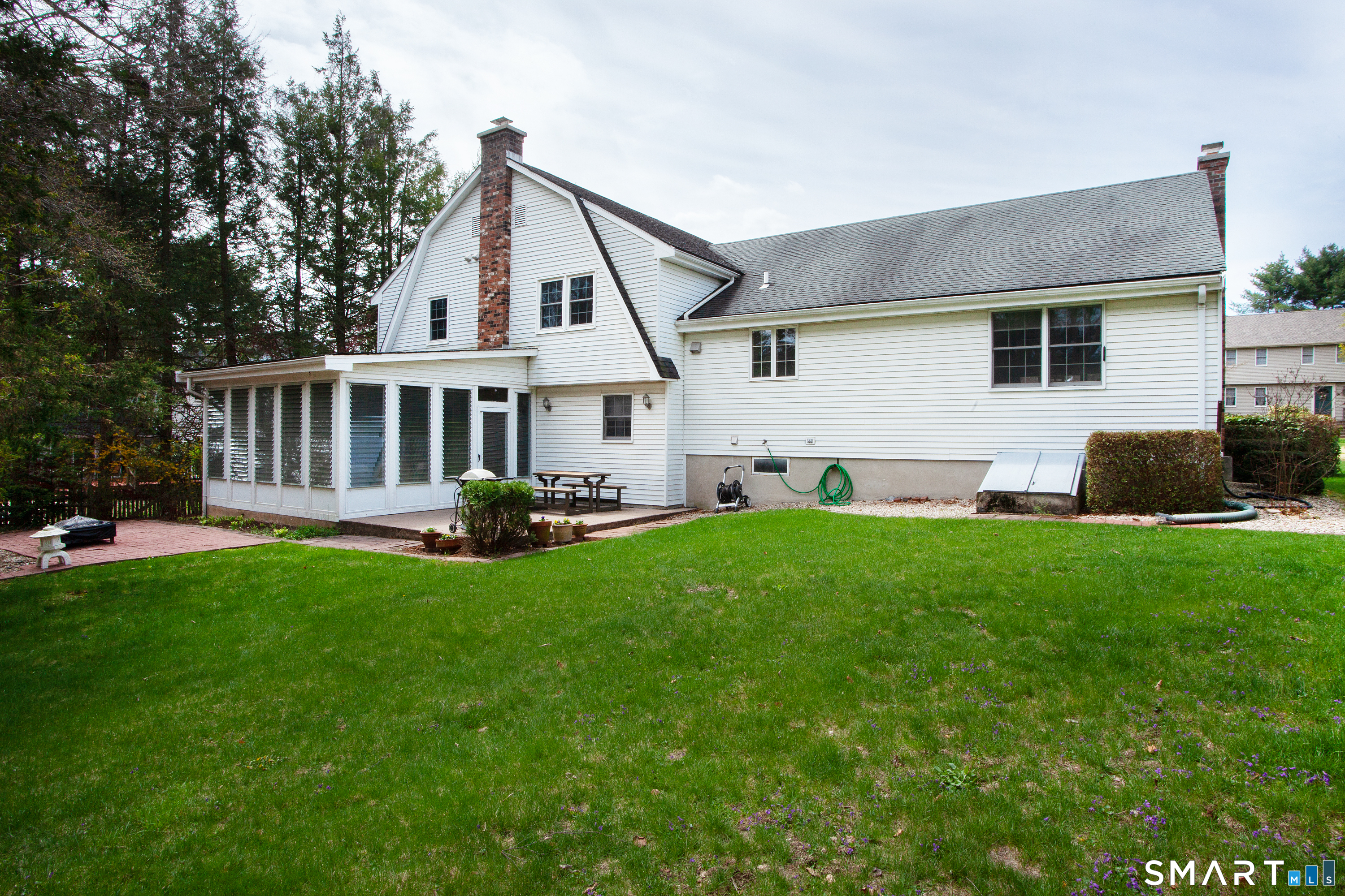 6 Kerr Farm Road Simsbury CT 06070