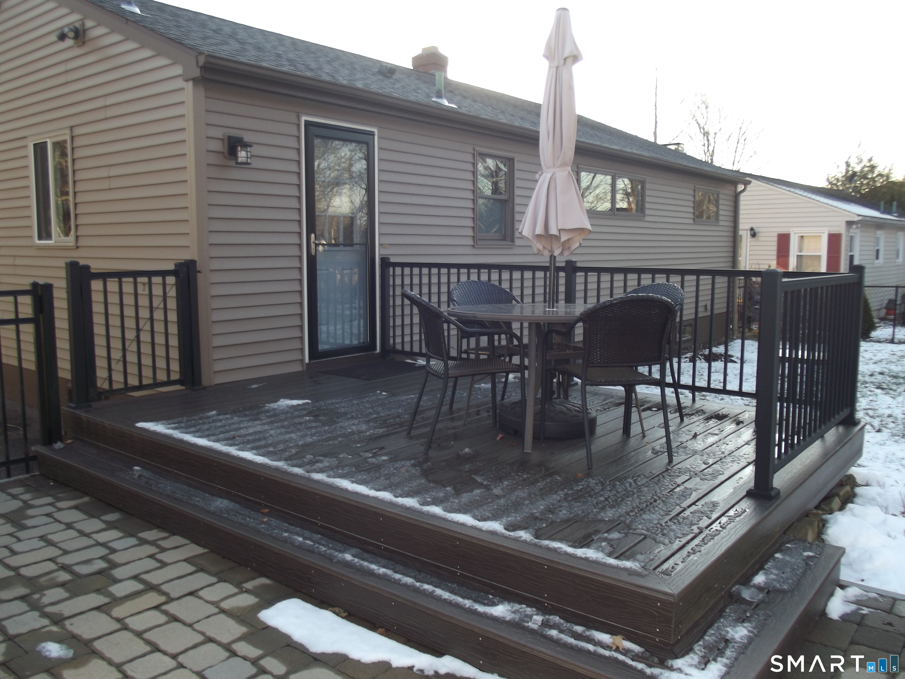 16 Overlook Avenue Groton CT 06355