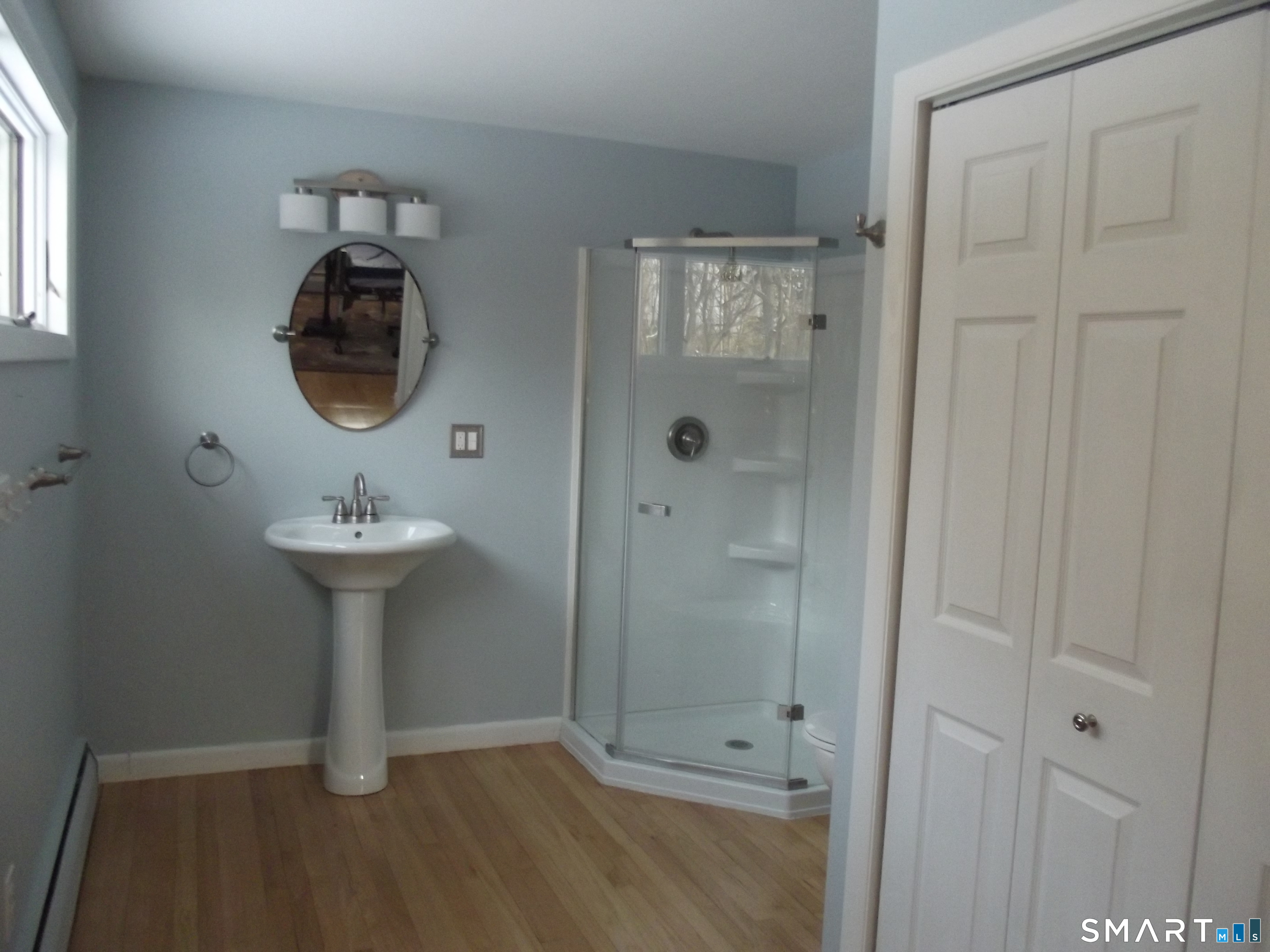 16 Overlook Avenue Groton CT 06355