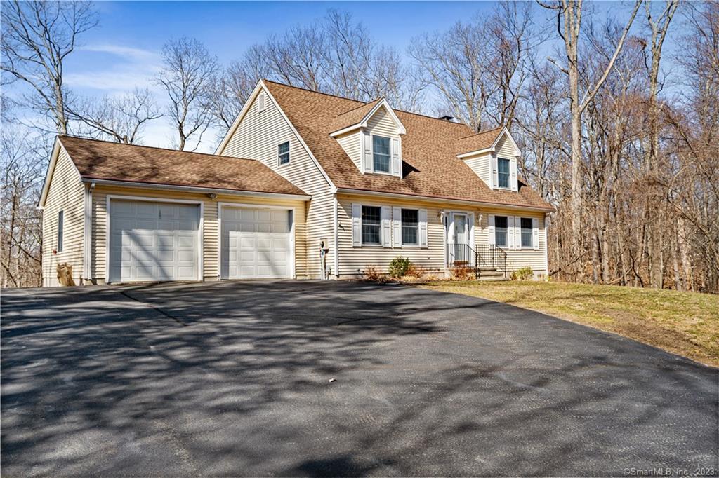 24 Willow Run Brookfield CT 06804