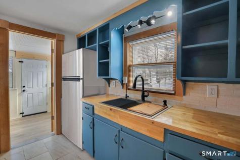 13 Benjamin Street Bristol CT 06010