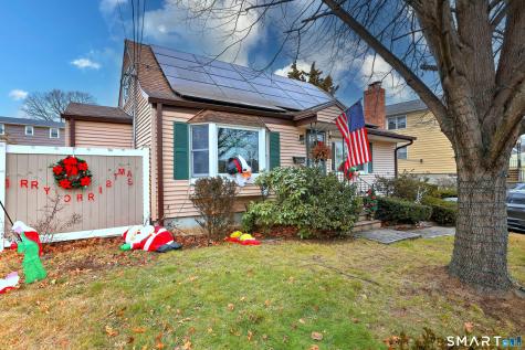 316 Goldenrod Avenue Bridgeport CT 06606