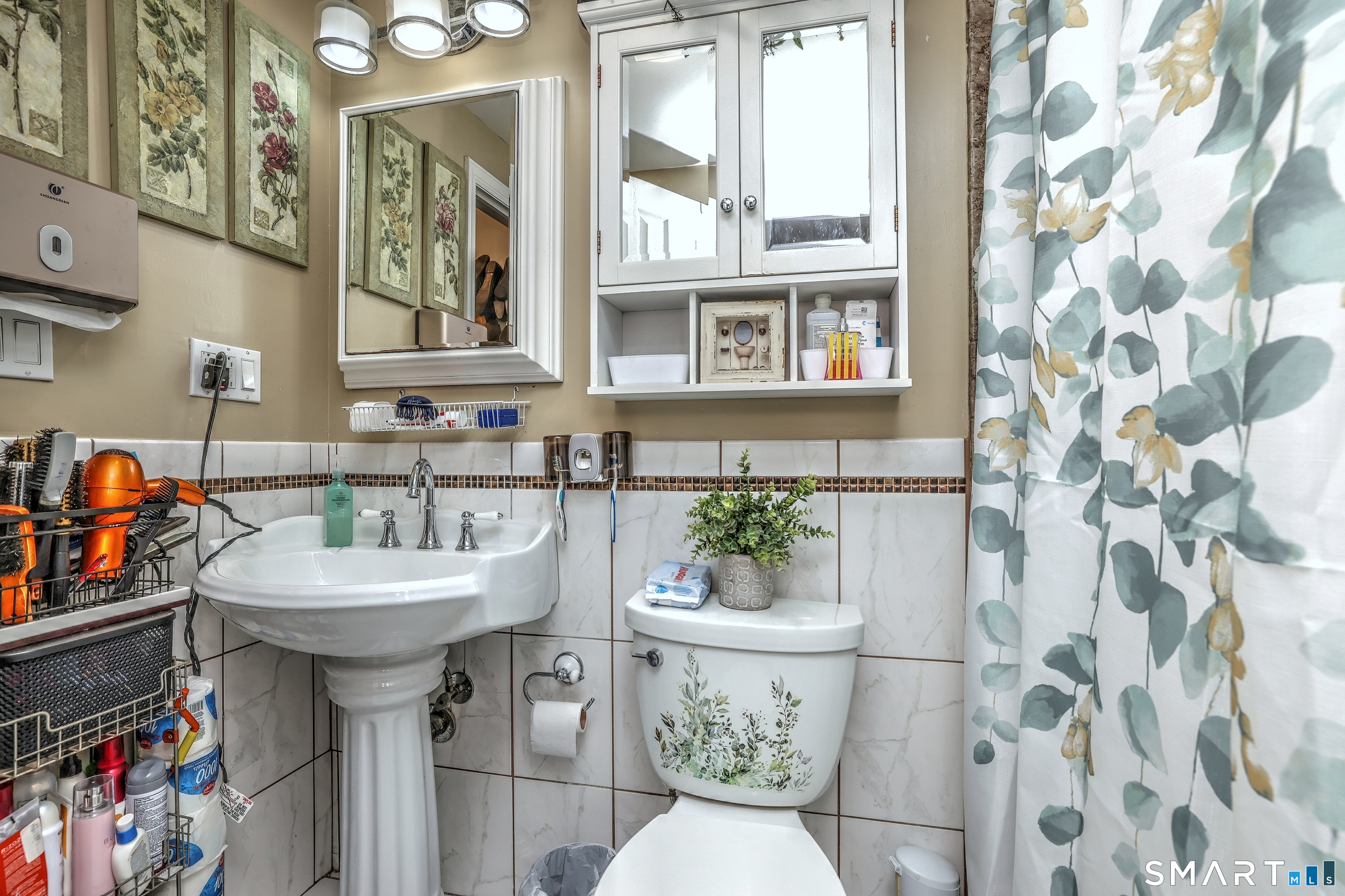 316 Goldenrod Avenue Bridgeport CT 06606