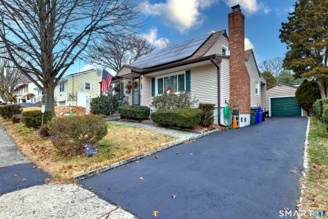 316 Goldenrod Avenue Bridgeport CT 06606