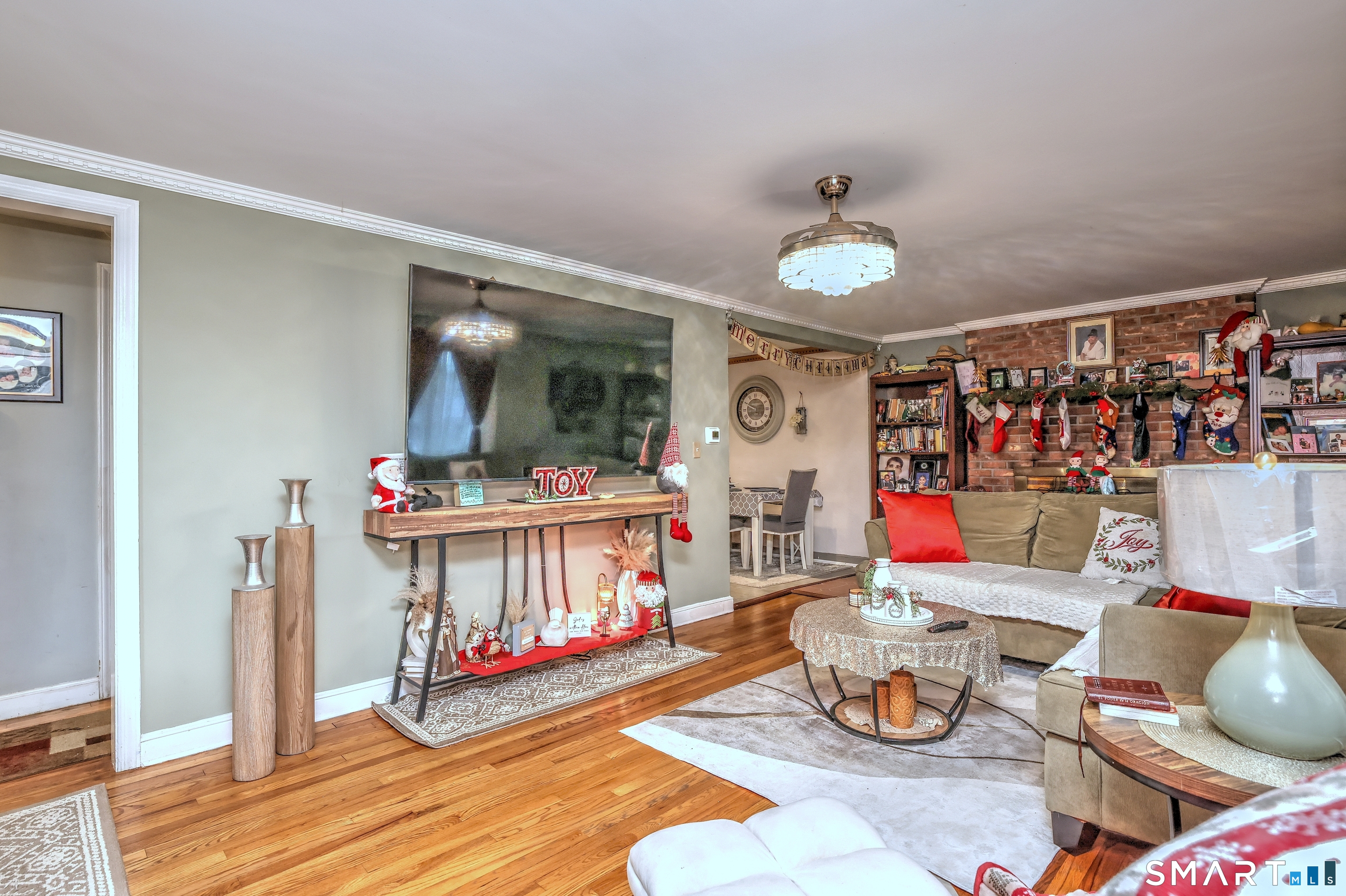 316 Goldenrod Avenue Bridgeport CT 06606