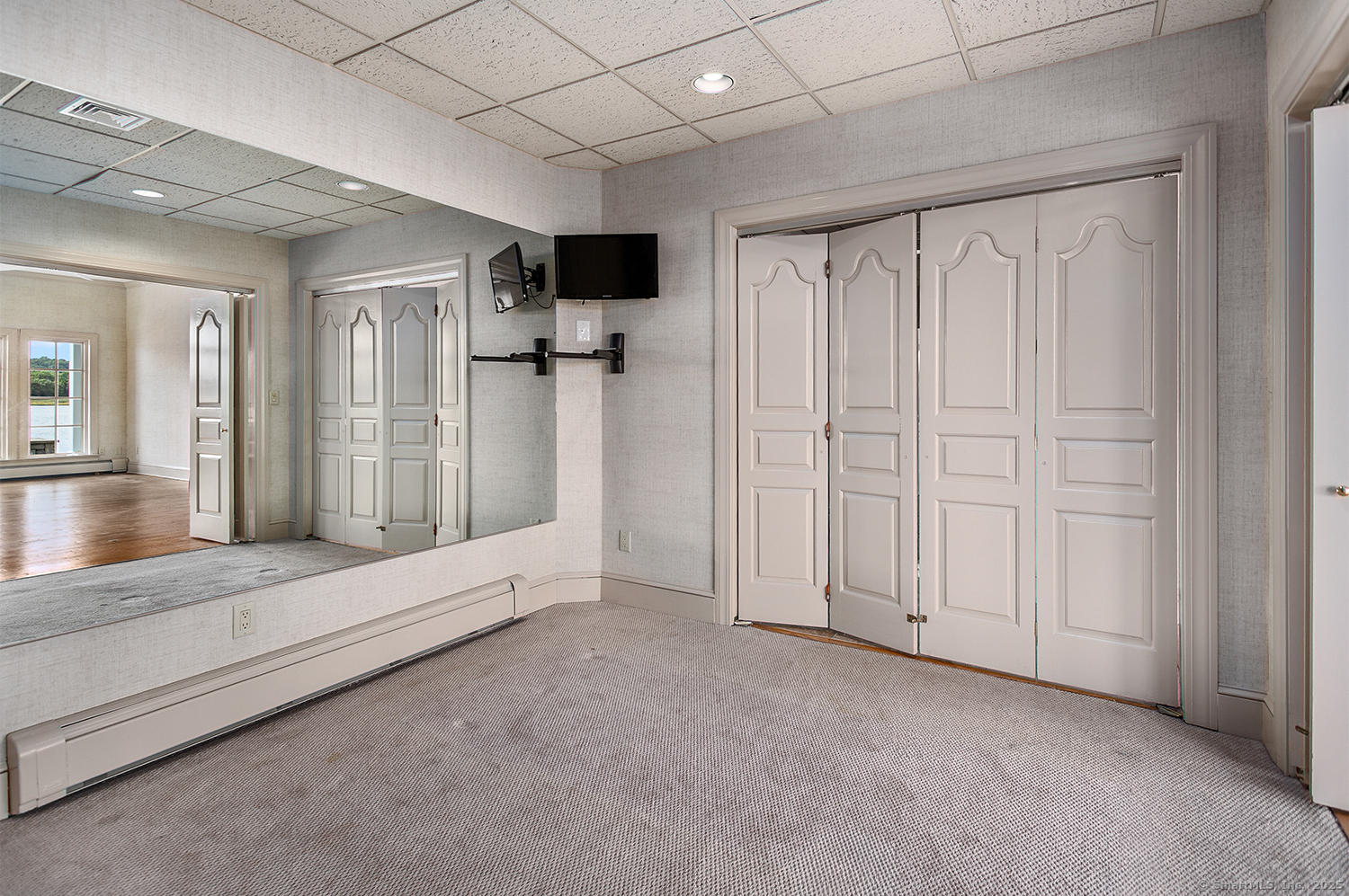 5060 Main Street Stratford CT 06614
