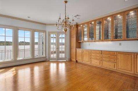 5060 Main Street Stratford CT 06614