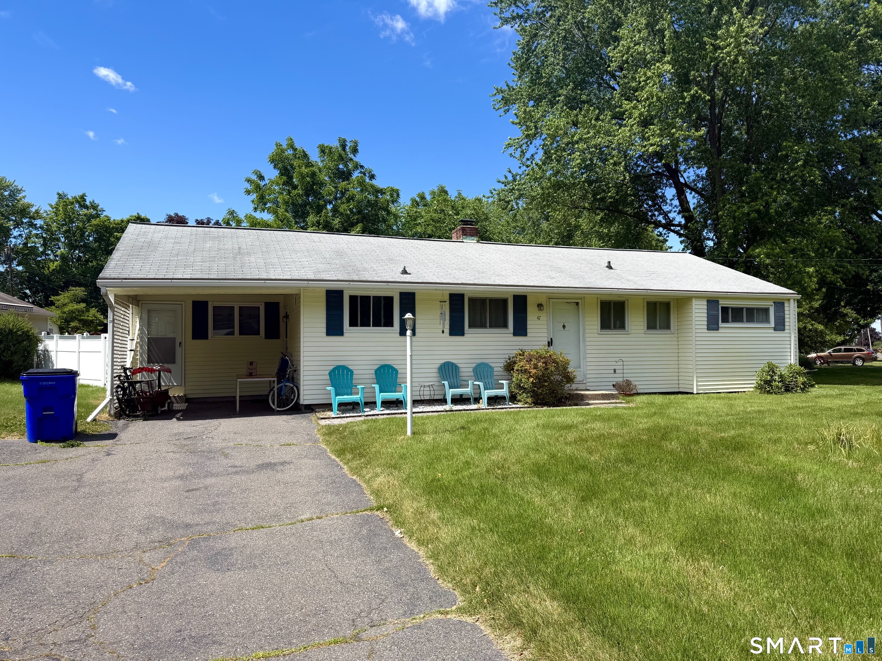 47 Hayes Road Simsbury CT 06081