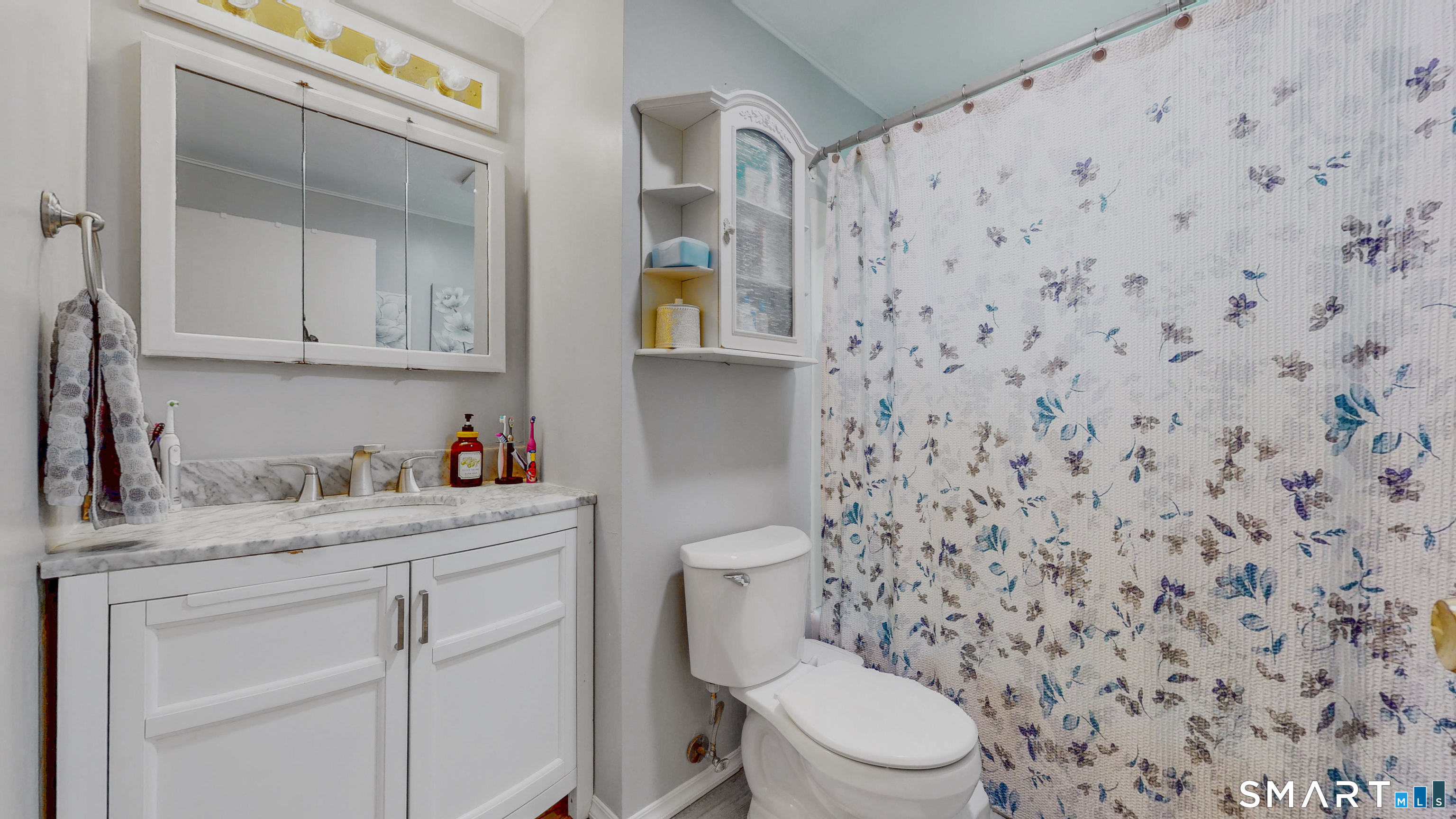 47 Hayes Road Simsbury CT 06081