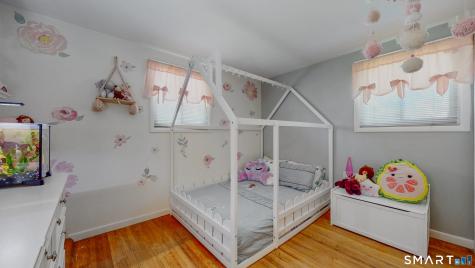 47 Hayes Road Simsbury CT 06081