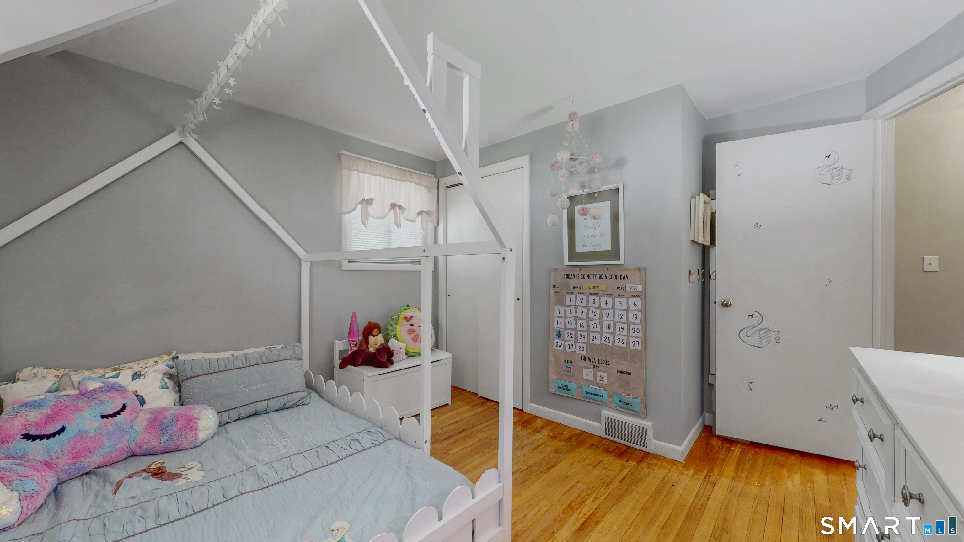 47 Hayes Road Simsbury CT 06081