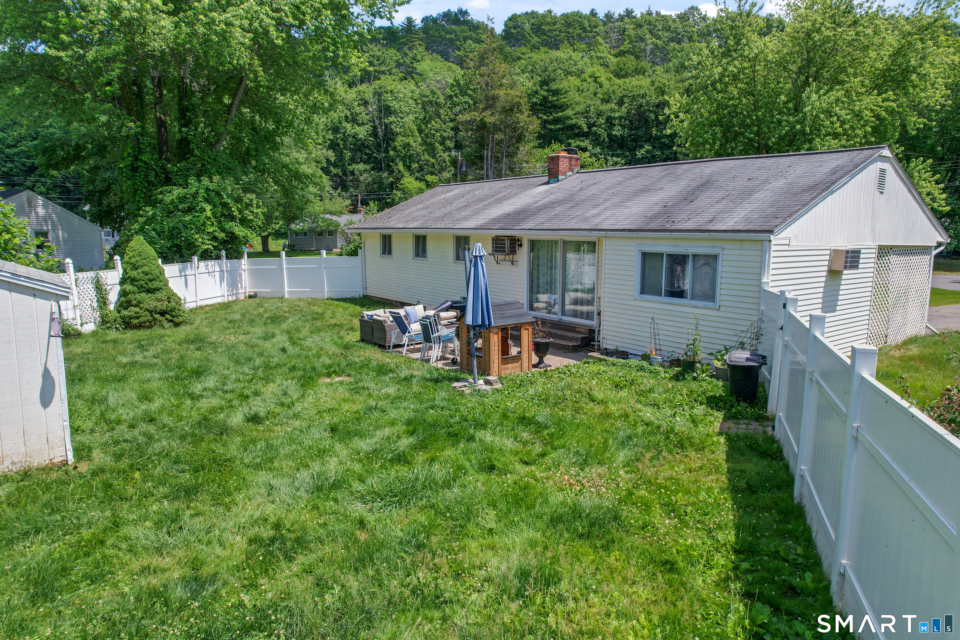 47 Hayes Road Simsbury CT 06081