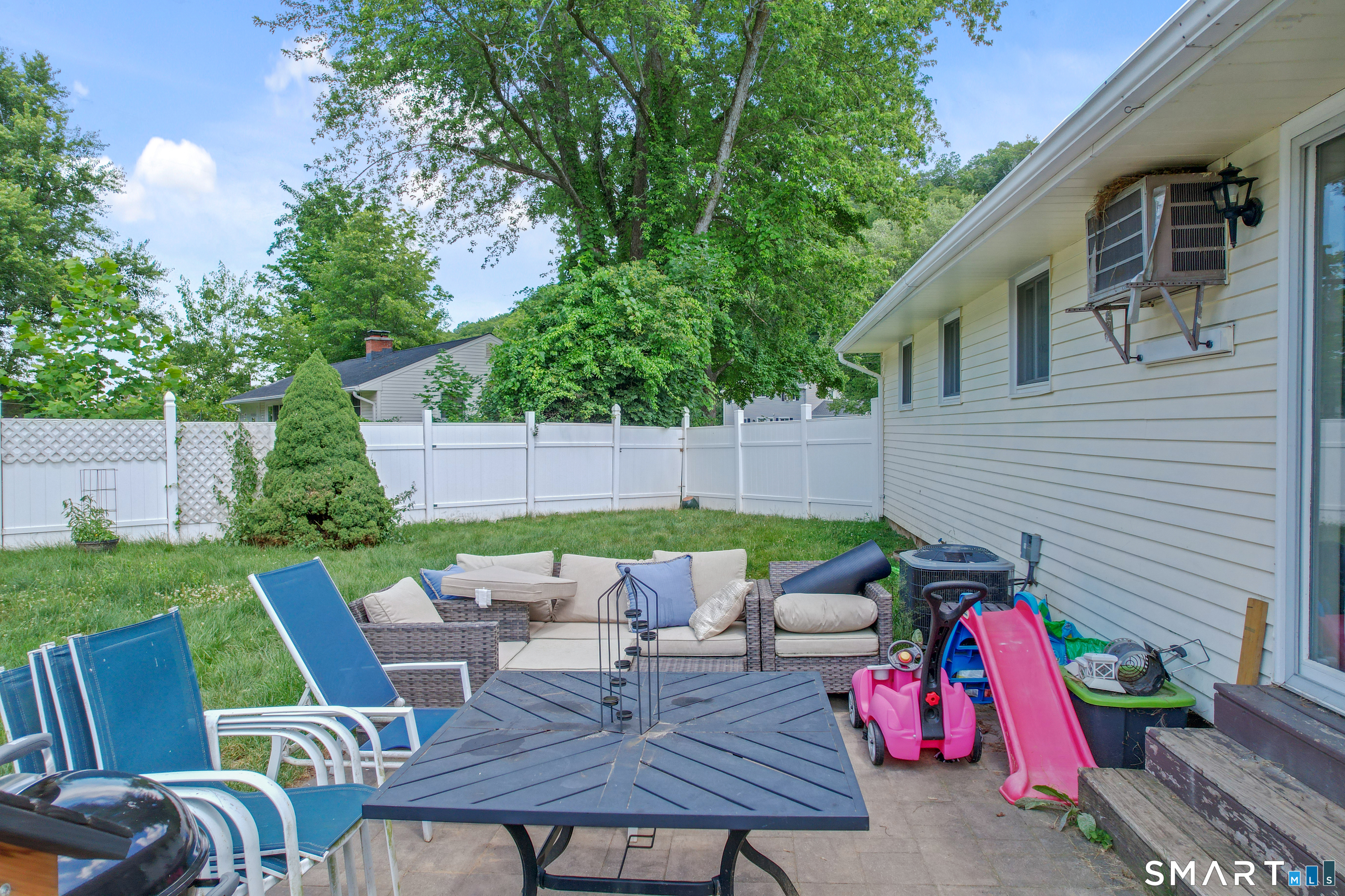 47 Hayes Road Simsbury CT 06081