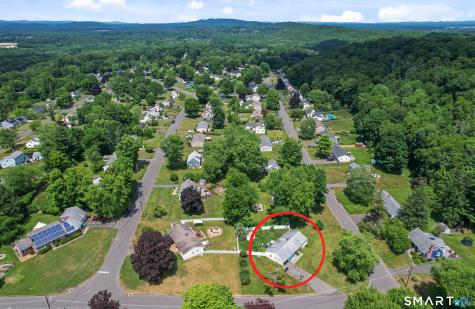 47 Hayes Road Simsbury CT 06081