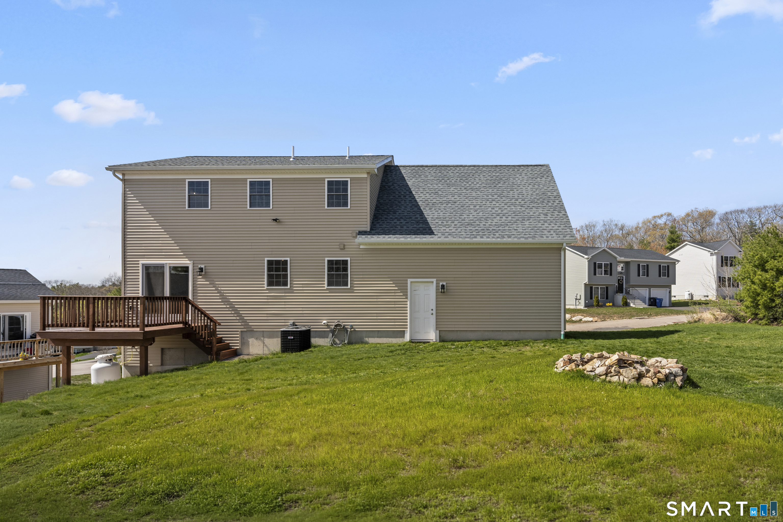 25 Sterling Ridge Lane Sterling CT 06377