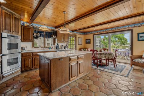 77 Essex Road Old Saybrook CT 06475
