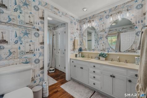 77 Essex Road Old Saybrook CT 06475