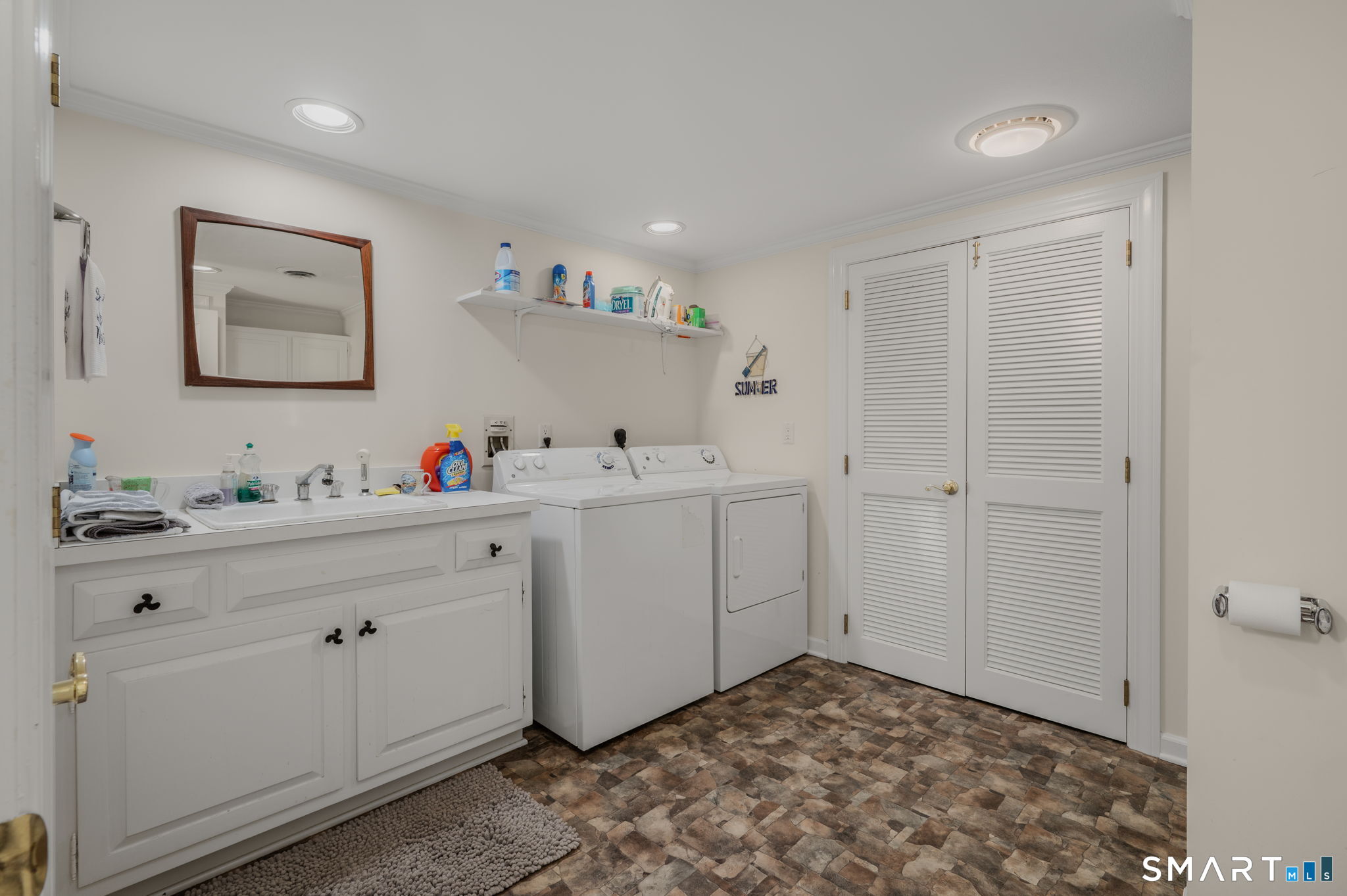 77 Essex Road Old Saybrook CT 06475