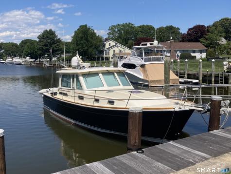 77 Essex Road Old Saybrook CT 06475