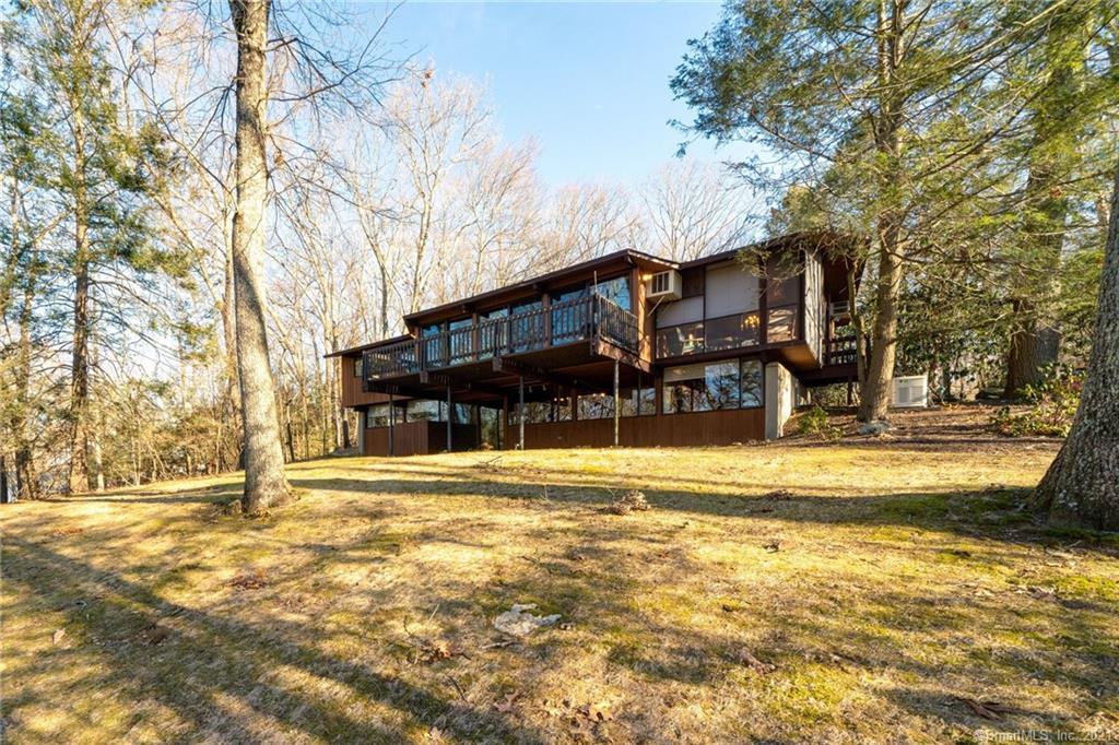 11 Thompson Road Mansfield CT 06268