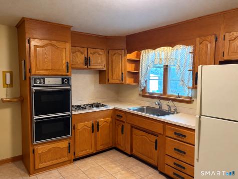 20 Karen Avenue Stratford CT 06614