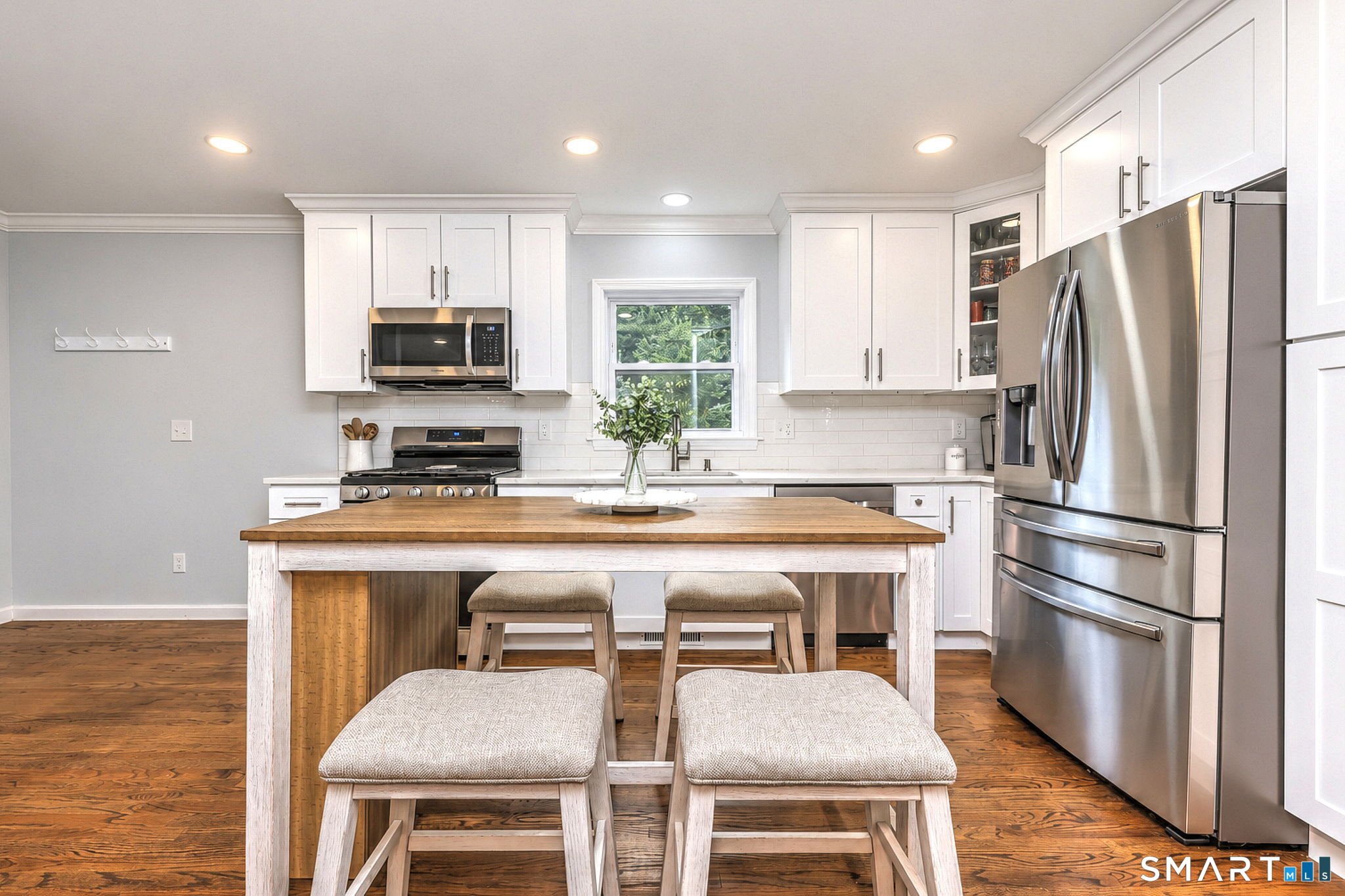 85 Walnut Street Monroe CT 06468