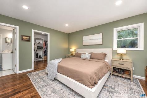 85 Walnut Street Monroe CT 06468
