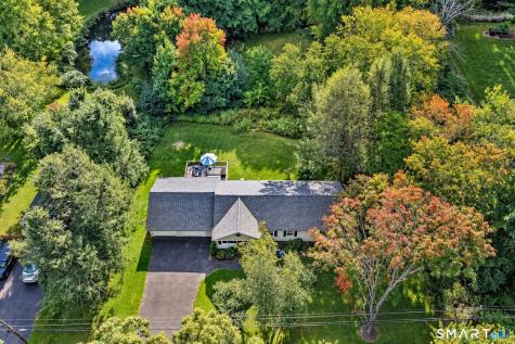 85 Walnut Street Monroe CT 06468