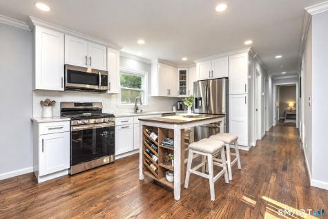 85 Walnut Street Monroe CT 06468