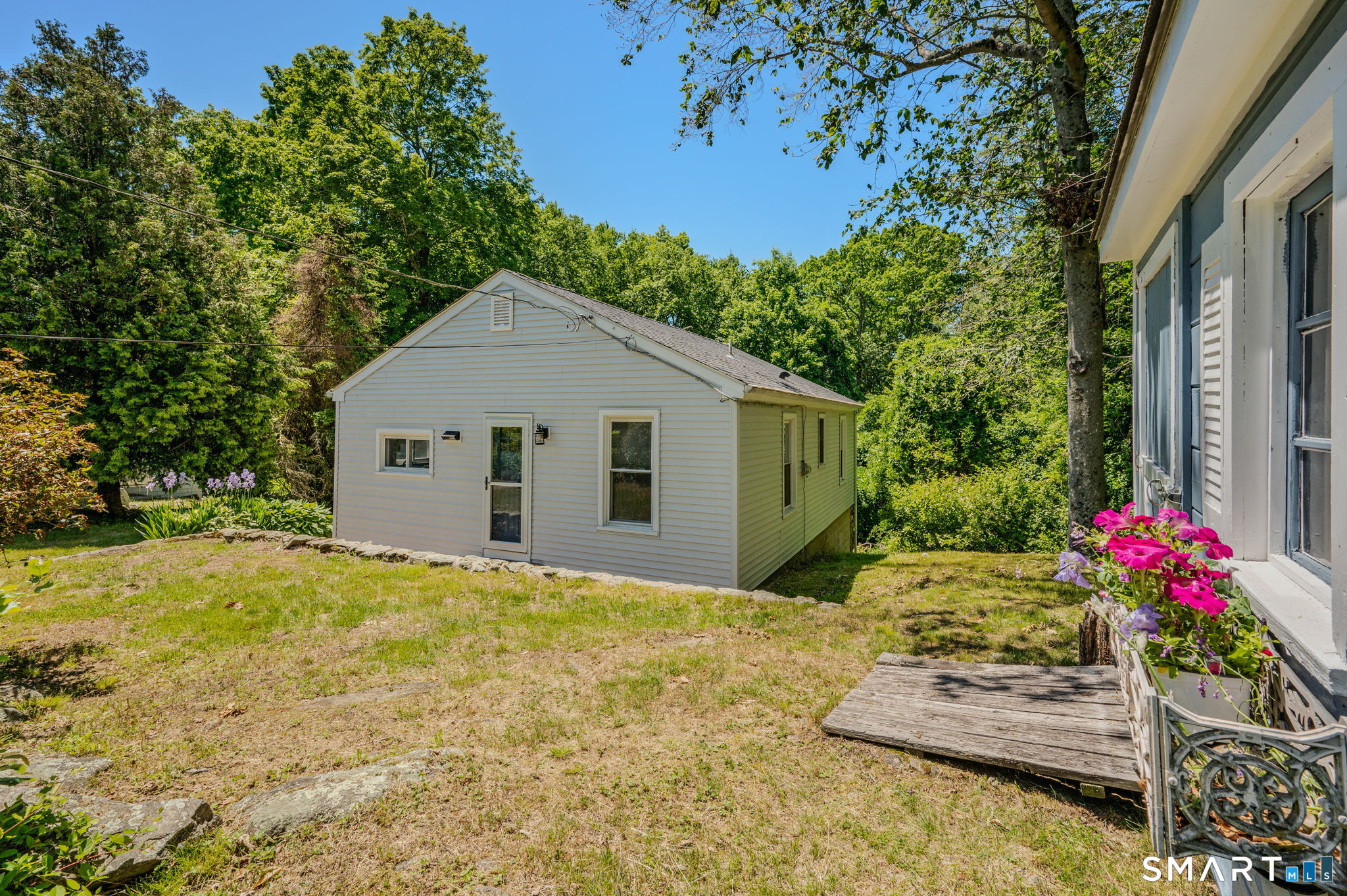 42 Shawandassee Road Waterford CT 06385