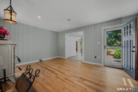 42 Shawandassee Road Waterford CT 06385