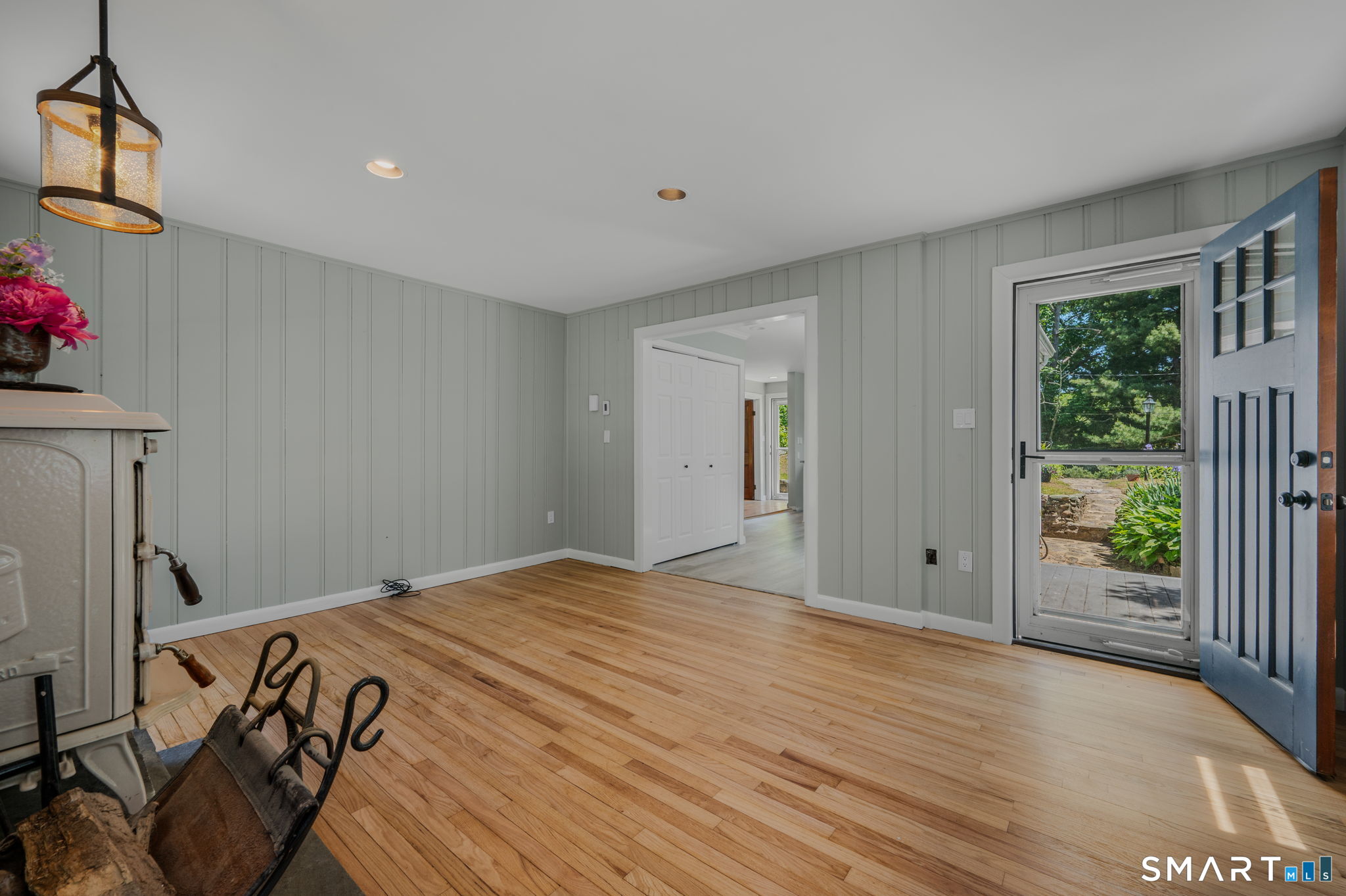 42 Shawandassee Road Waterford CT 06385
