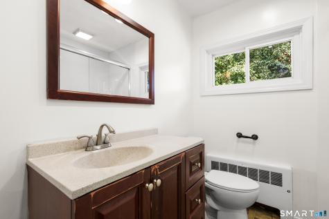 72 Vernon Street Manchester CT 06042