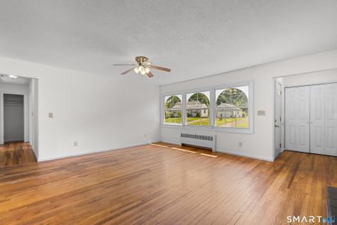 72 Vernon Street Manchester CT 06042