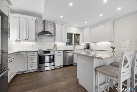 31 Sols Point Road Clinton CT 06413