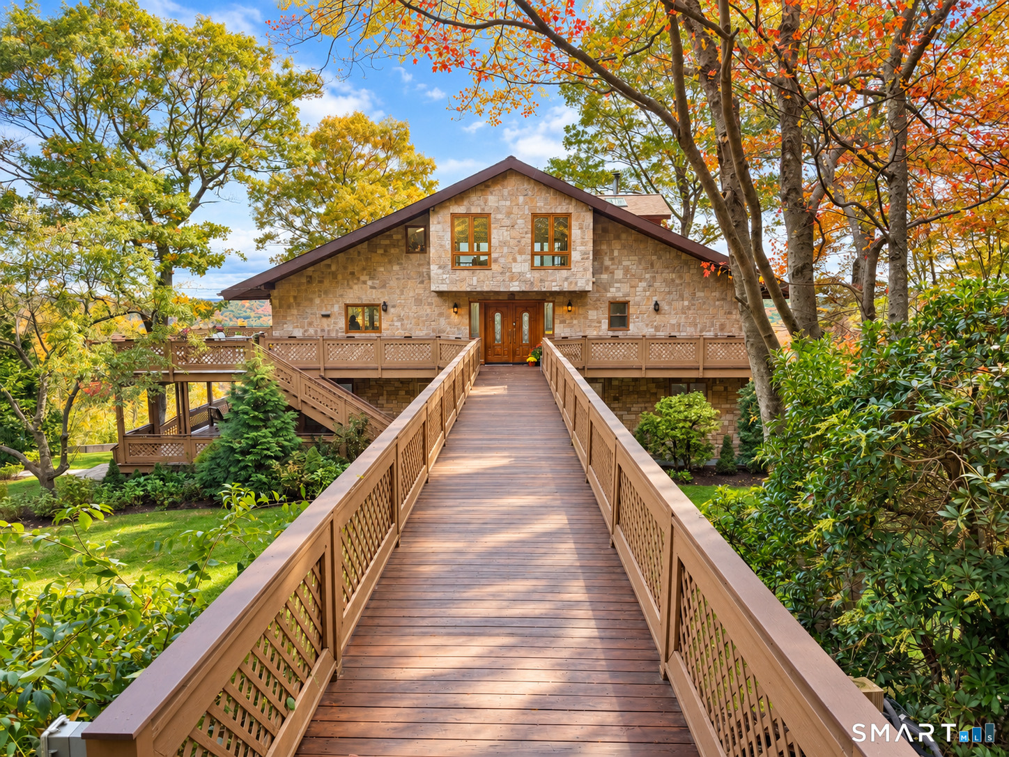 10 Hillcrest Court Ridgefield CT 06877