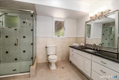 10 Hillcrest Court Ridgefield CT 06877